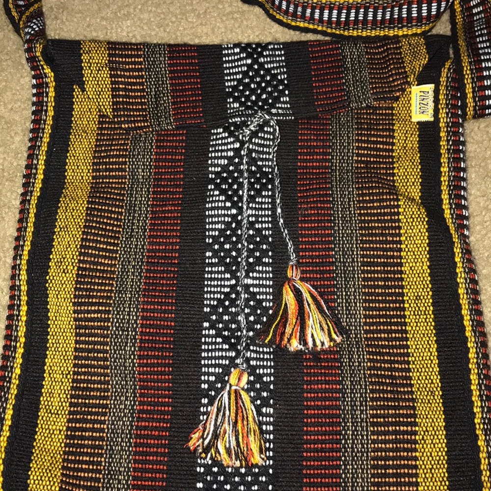 Pinzon shoulder bag